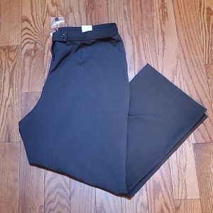 🆕️ WOMENS EAST5TH CLASSIC FIT PANTS